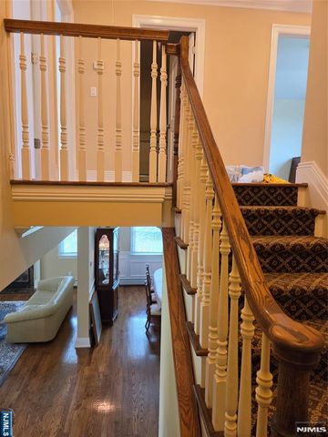 60 1st, Harrington Park, NJ 07640