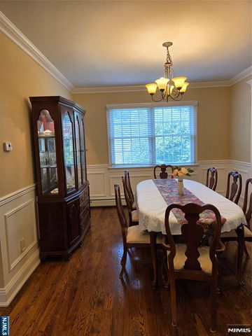 60 1st, Harrington Park, NJ 07640