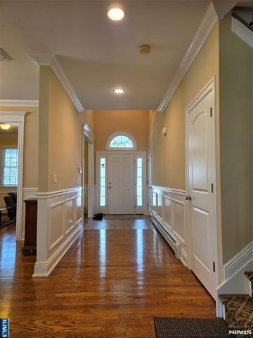 60 1st, Harrington Park, NJ 07640