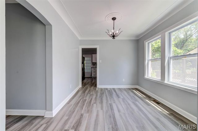 2412 Wallis Avenue, Overland, MO 63114