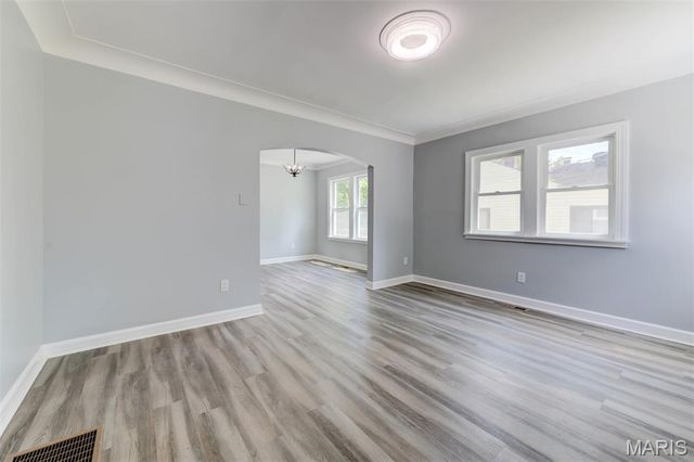 2412 Wallis Avenue, Overland, MO 63114