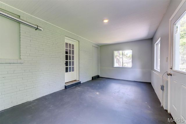 2412 Wallis Avenue, Overland, MO 63114