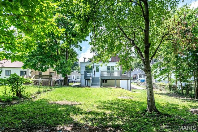 2412 Wallis Avenue, Overland, MO 63114