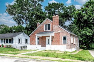 2412 Wallis Avenue, Overland, MO 63114