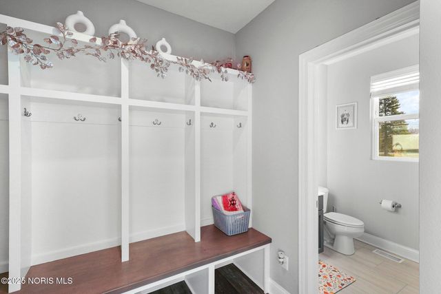 11037 Bay Trace Drive, Perrysburg, OH 43551