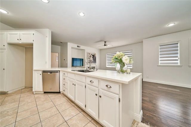 441 Ridgeway, Irvine, CA 92620