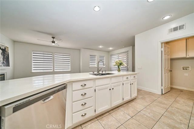 441 Ridgeway, Irvine, CA 92620