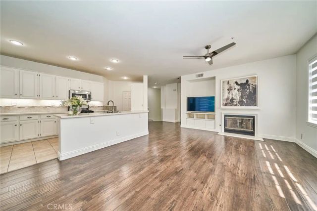 441 Ridgeway, Irvine, CA 92620