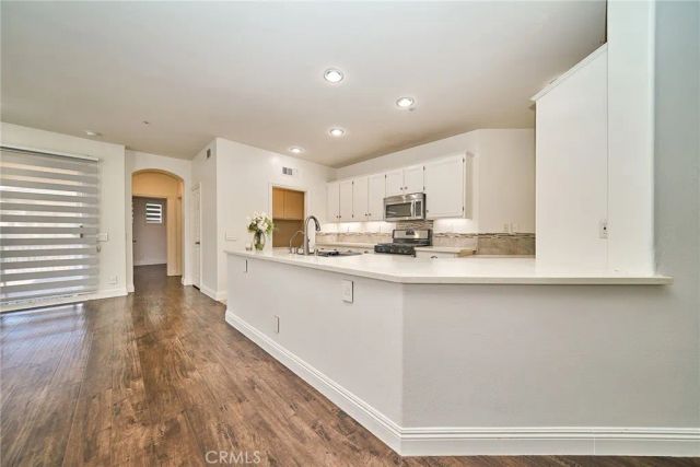 441 Ridgeway, Irvine, CA 92620