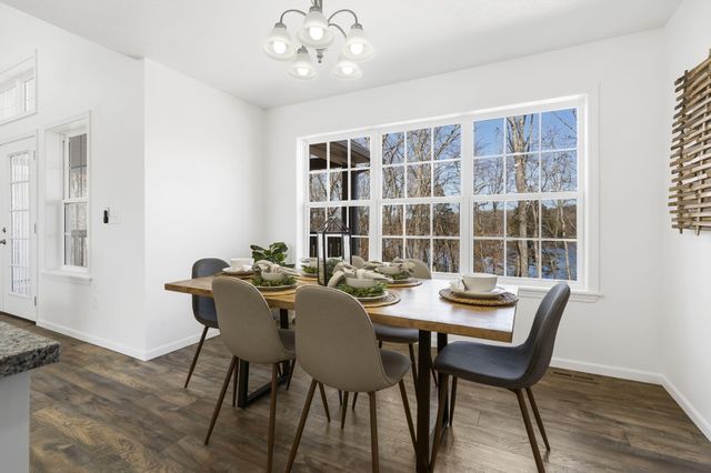 8085 State Hwy Dd, Branson West, MO 65737