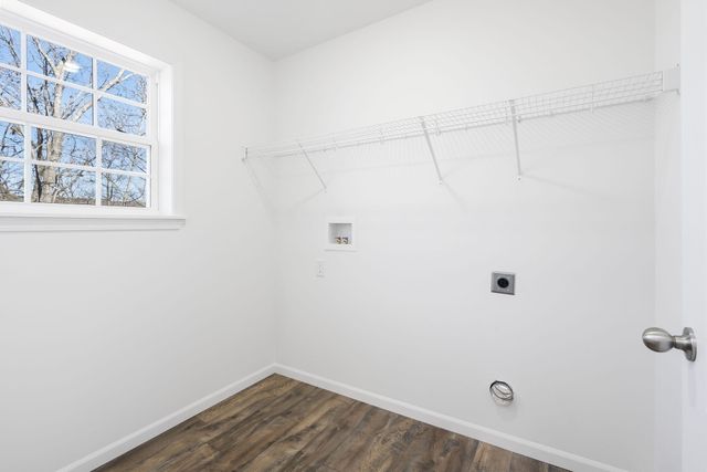 8085 State Hwy Dd, Branson West, MO 65737