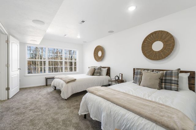 8085 State Hwy Dd, Branson West, MO 65737