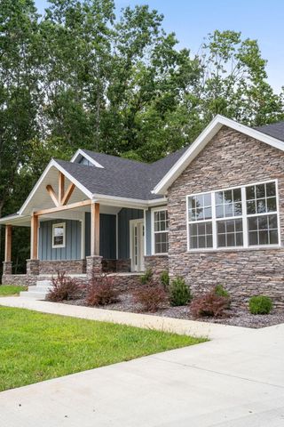 8085 State Hwy Dd, Branson West, MO 65737