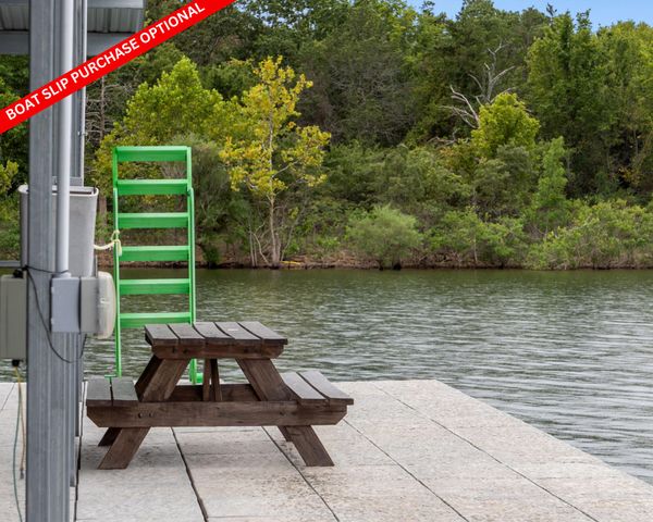 8085 State Hwy Dd, Branson West, MO 65737