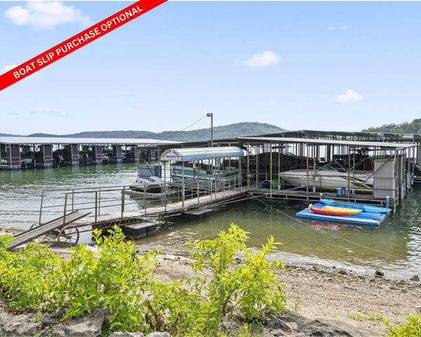 8085 State Hwy Dd, Branson West, MO 65737