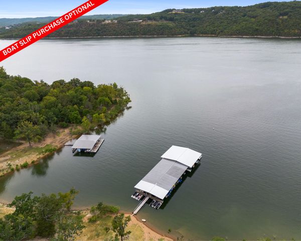 8085 State Hwy Dd, Branson West, MO 65737
