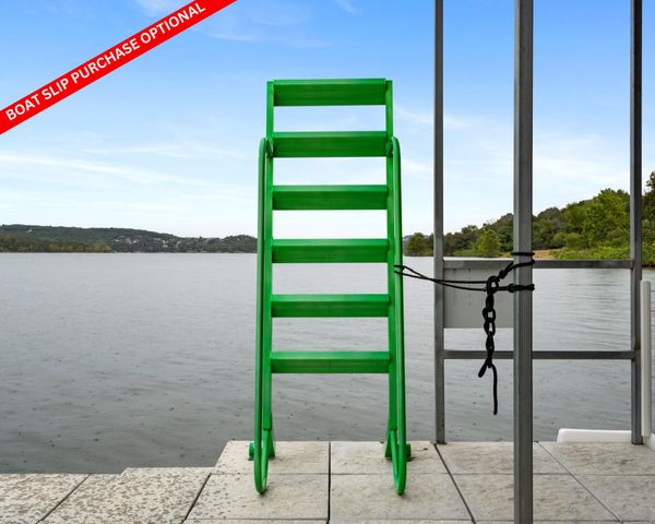 8085 State Hwy Dd, Branson West, MO 65737