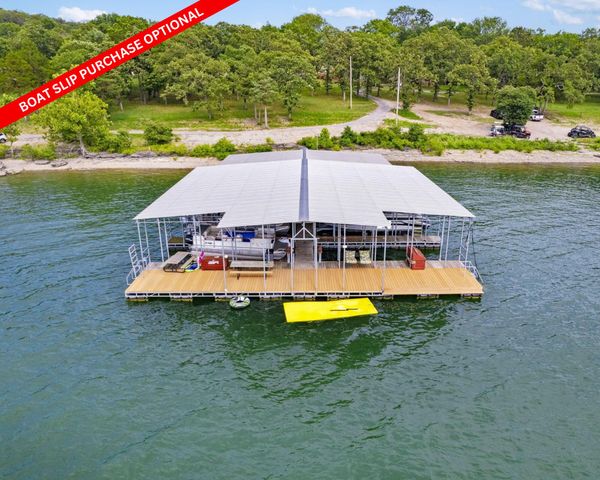 8085 State Hwy Dd, Branson West, MO 65737