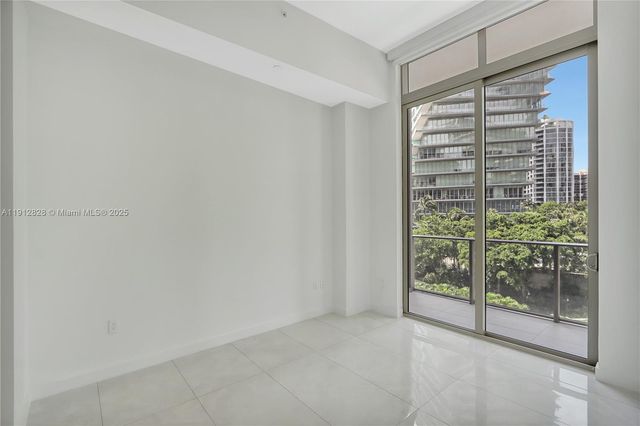 2655 S Bayshore Dr 405, Miami, FL 33133