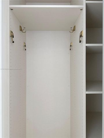 2655 S Bayshore Dr 405, Miami, FL 33133