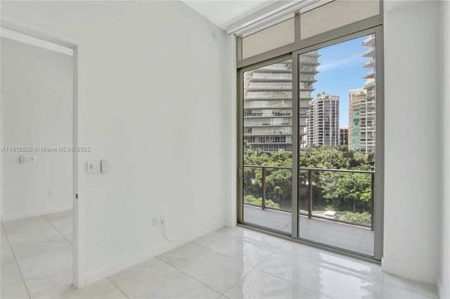2655 S Bayshore Dr 405, Miami, FL 33133