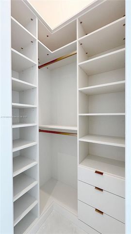 2655 S Bayshore Dr 405, Miami, FL 33133