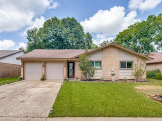 1615 Pecan Hollow Street, Pearland, TX 77581