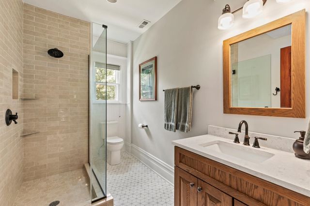 801 18th Street, Des Moines, IA 50314