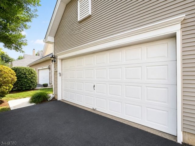 141 Coburn Rd, Hopewell Twp., NJ 08534