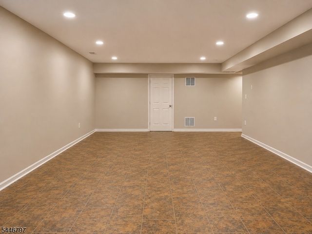 141 Coburn Rd, Hopewell Twp., NJ 08534