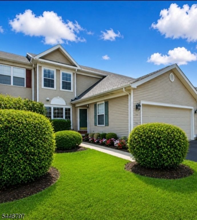 141 Coburn Rd, Hopewell Twp., NJ 08534