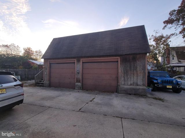 321 FULTON ST, Millville, NJ 08332