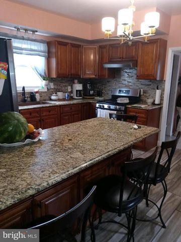 321 FULTON ST, Millville, NJ 08332