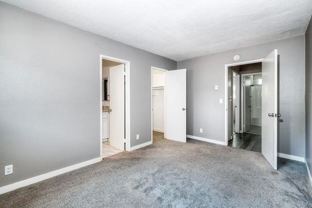 4281 Lowell Street 23, La Mesa, CA 91941