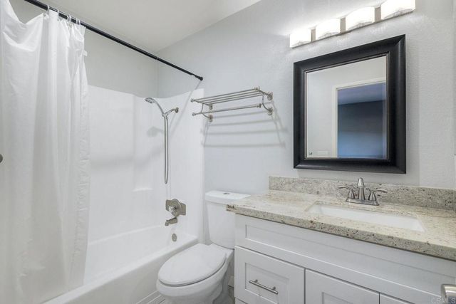 4281 Lowell Street 23, La Mesa, CA 91941