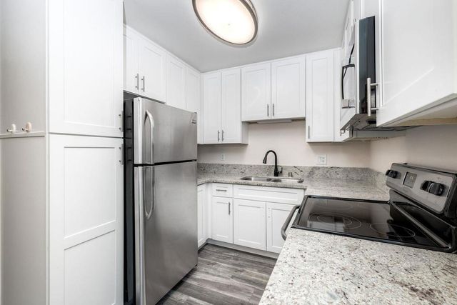 4281 Lowell Street 23, La Mesa, CA 91941