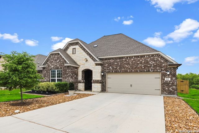 825 Pader, New Braunfels, TX 78130