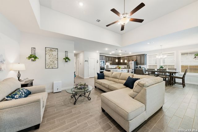 825 Pader, New Braunfels, TX 78130