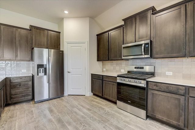 10924 Ranchera Drive, Aubrey, TX 76227