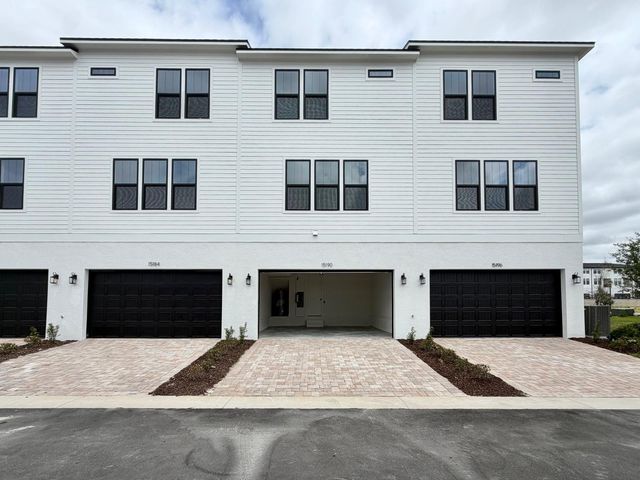 15190 GROVESIDE ROAD, Winter Garden, FL 34787