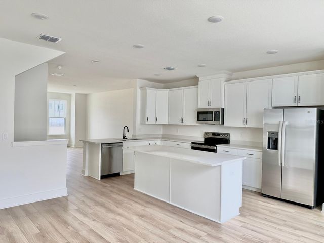 15190 GROVESIDE ROAD, Winter Garden, FL 34787