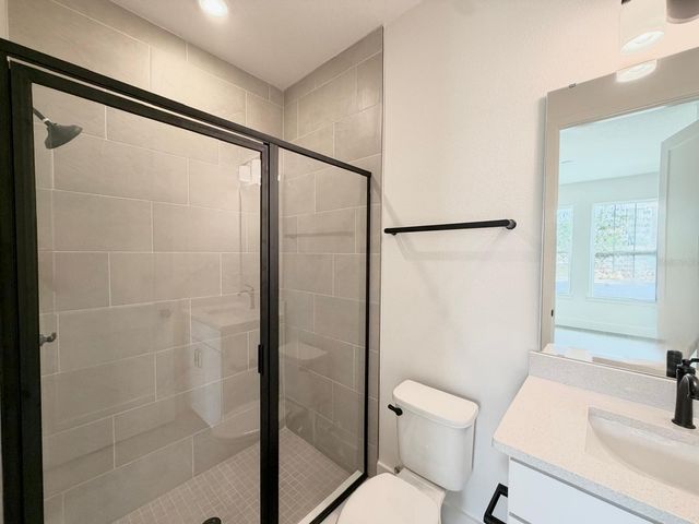 15190 GROVESIDE ROAD, Winter Garden, FL 34787