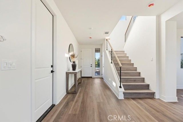 1013 N Staley Lane, Los Angeles, CA 90042