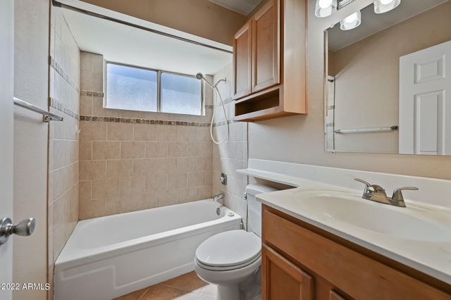 4390 E Sunrise Drive, Phoenix, AZ 85044