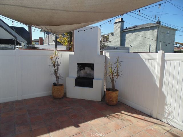 237 San Remo Drive, Long Beach, CA 90803