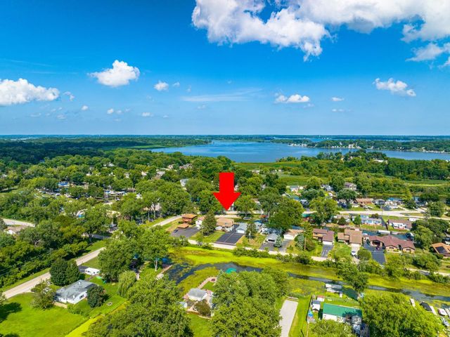 717 Monterrey Terrace, Mchenry, IL 60051