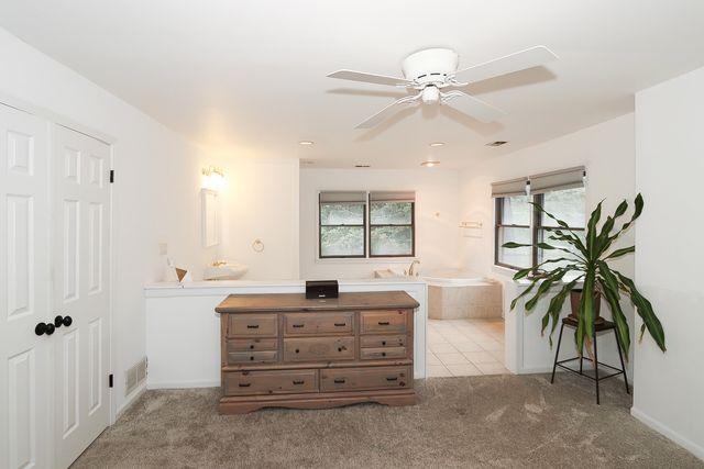 717 Monterrey Terrace, Mchenry, IL 60051