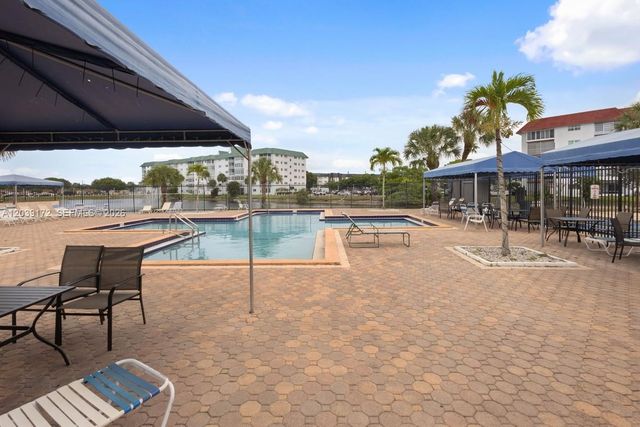 2271 NW 48th Ter 112, Lauderhill, FL 33313