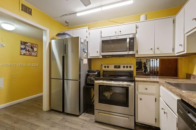 2271 NW 48th Ter 112, Lauderhill, FL 33313
