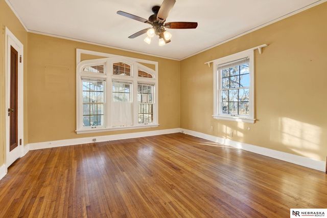 3302 Ernst Street, Omaha, NE 68112